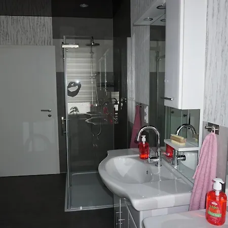 Tolle Mittelgeschosswohnung Apartment Koenigslutter am Elm